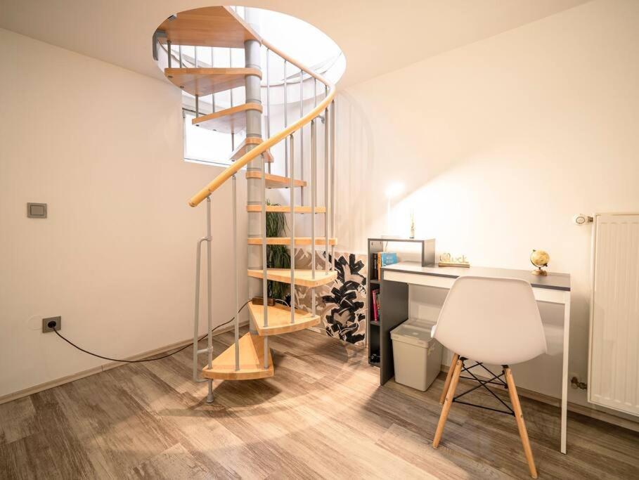 Modernes Apartment Auf 2 Etagen In Ruhiger Lage Zentral Zu Stadion Und Westfalenhallen Дортмунд Экстерьер фото